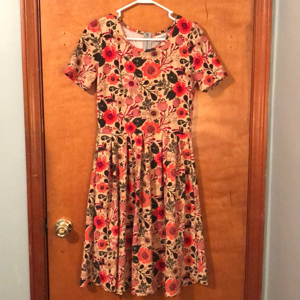 NWOT Small UNICORN LuLaRoe Amelia Dress